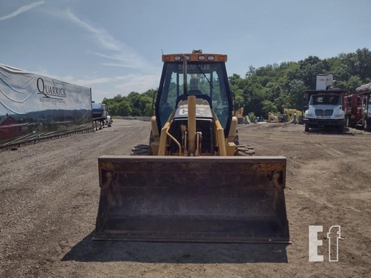 2004-caterpillar-420d-image-2