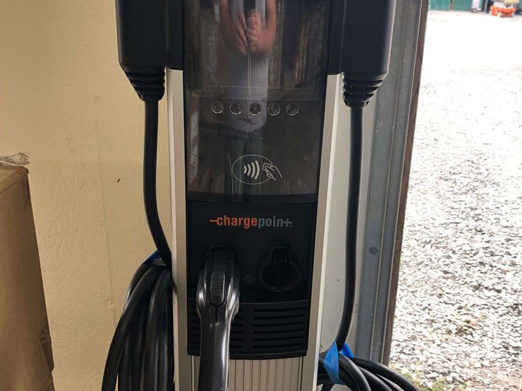unused-electric-vehicle-charging-station-image-2
