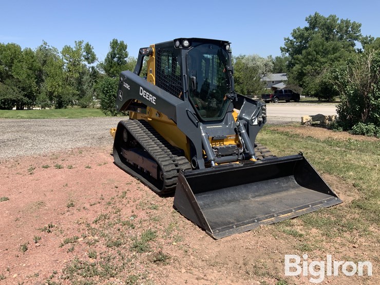 2019-deere-333g-image-3