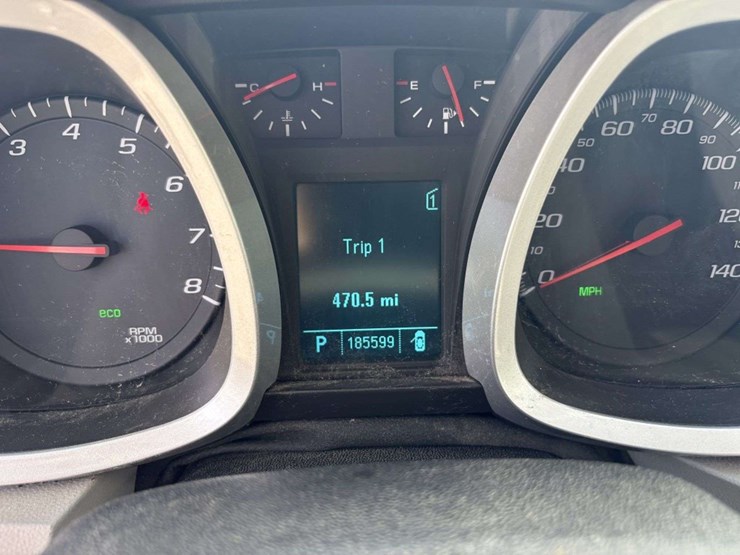 2010-chevy-equinox-lt-awd,-2.4l-ecotec,-4-door,-225/65r17-on-alloy-wheels,-cloth,-power-drivers-seat-image-21