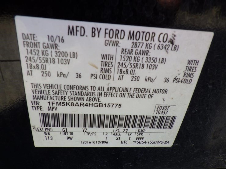 2017-ford-explorer-image-16