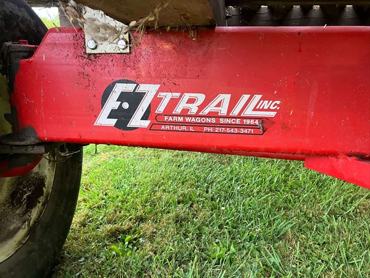 meyers-hay-wagon-with-ez-trail-running-gear-image-11