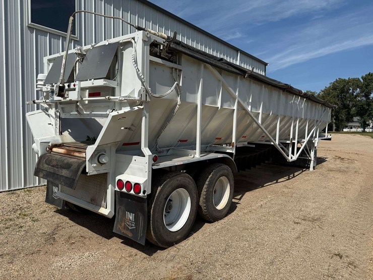 2013-trinity-live-bottom-trailer,-42’,-spring-ride,-power-roll-tarp,-new-paint-this-spring,-11r22.5-image-5