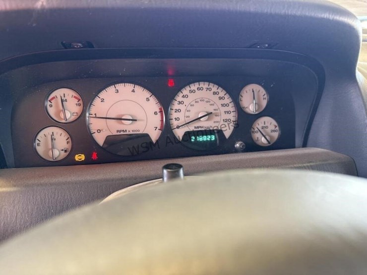 2004-jeep-grand-cherokee-image-13