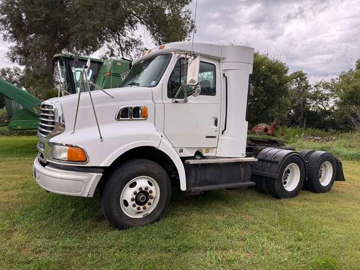 2000-caterpillar-c12-image-1