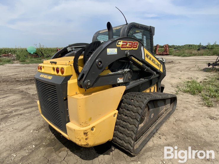 new-holland-c238-image-5