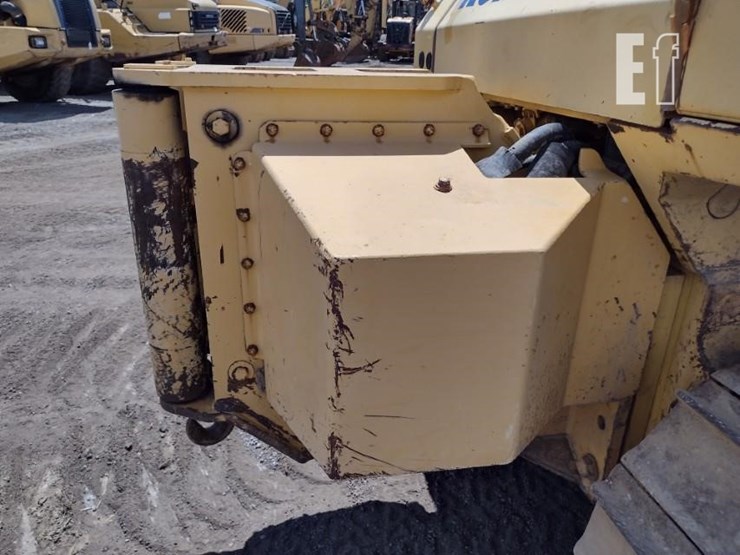 2004-komatsu-d65ex-15-image-42