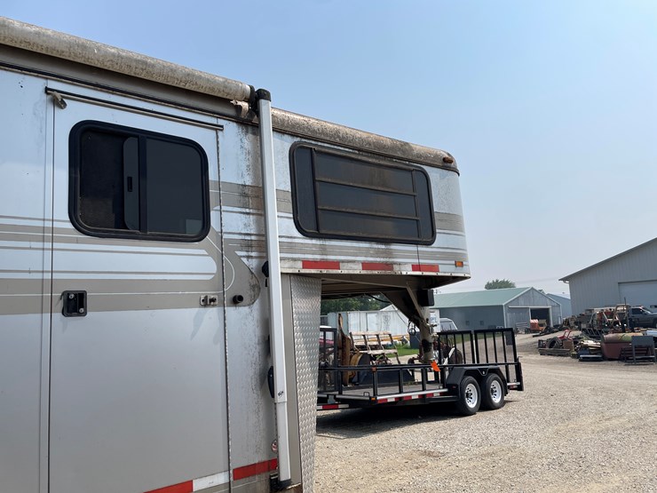 #6303-•-2003-hawk-horse-trailer,-(sells-with-paperwork-to-obtain-title-from-dmv)-image-18