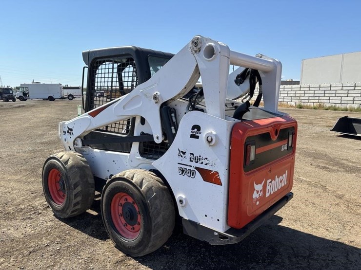 2021-bobcat-s740-image-4
