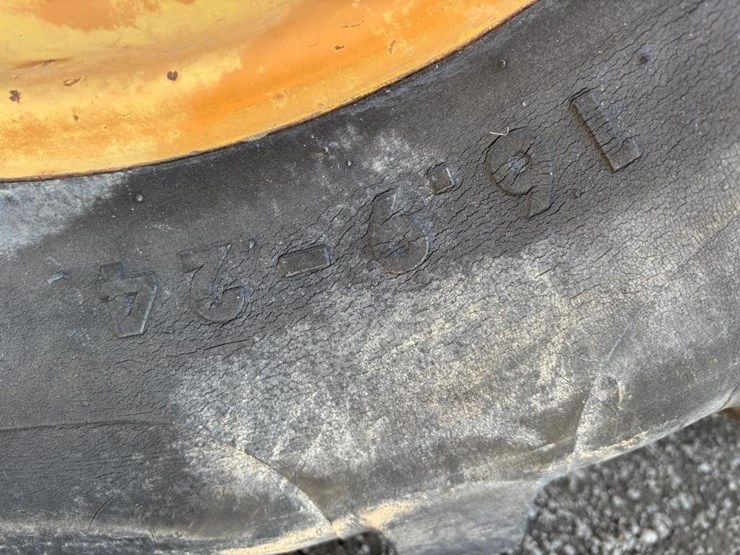 massey-ferguson-mf34a-image-27