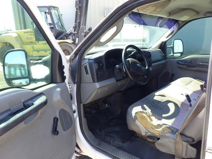 2006-ford-f350-image-5