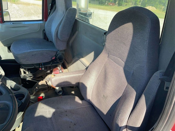 2015-navistar-prostar-day-cab---automatic-transmission-image-22