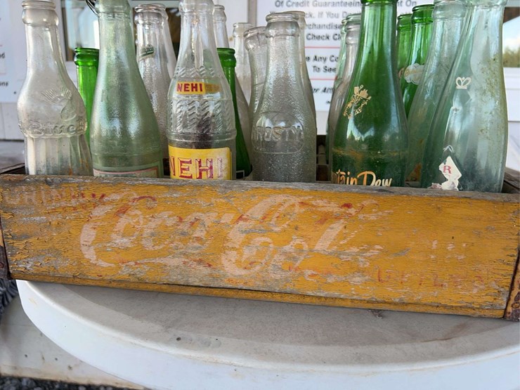 pepsi-wood-crate-of-classic-glass-soda-bottles-image-5