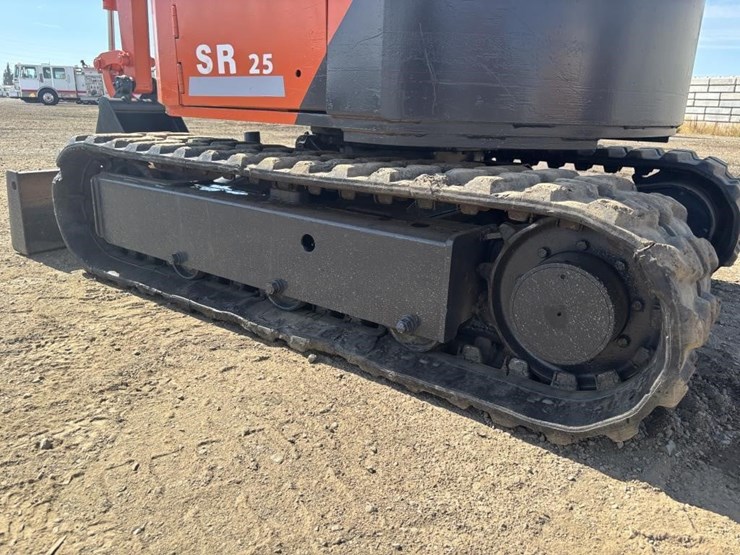 kubota-sr25-hydraulic-excavator-image-19