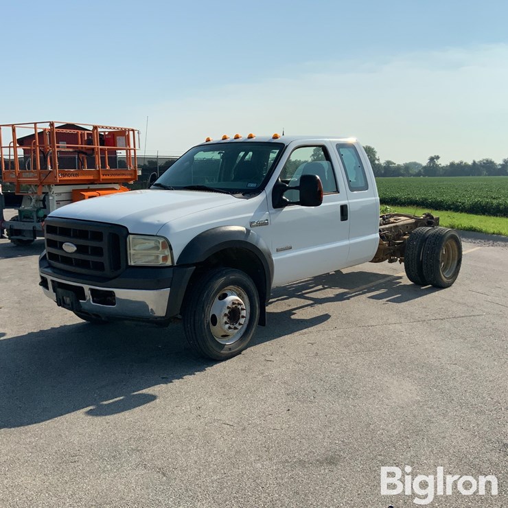 2005 FORD F450 XL