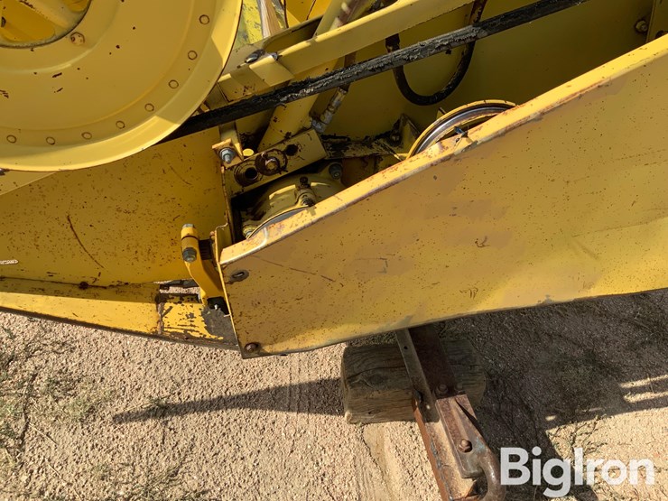 new-holland-960-image-10
