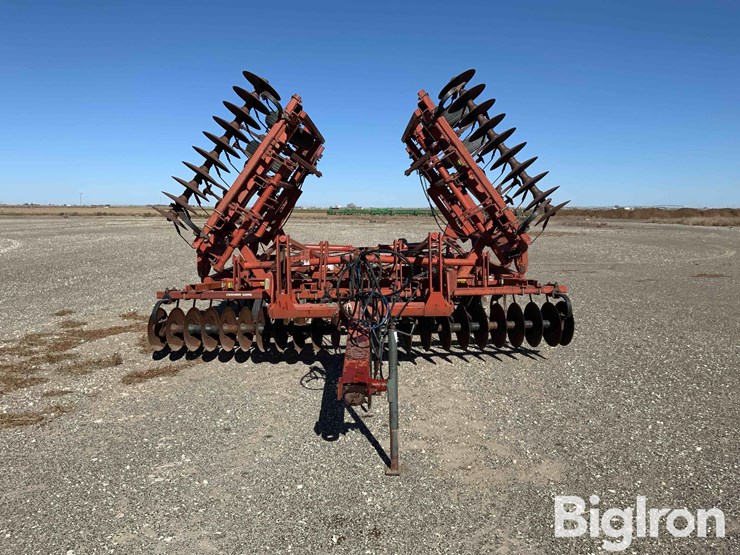 case-ih-4200-image-2