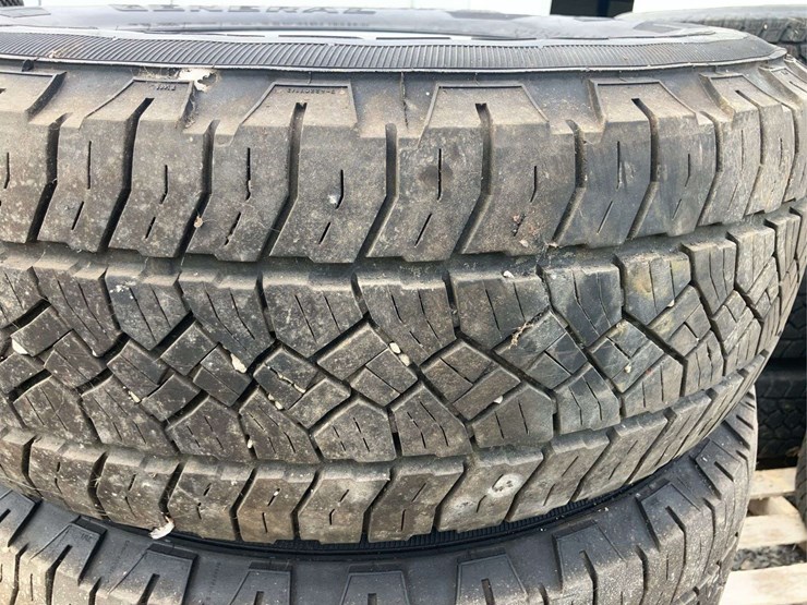 ford-6-bolt-rims-and-lt265/70r17-grabber-apt-tires---set-of-4-image-3