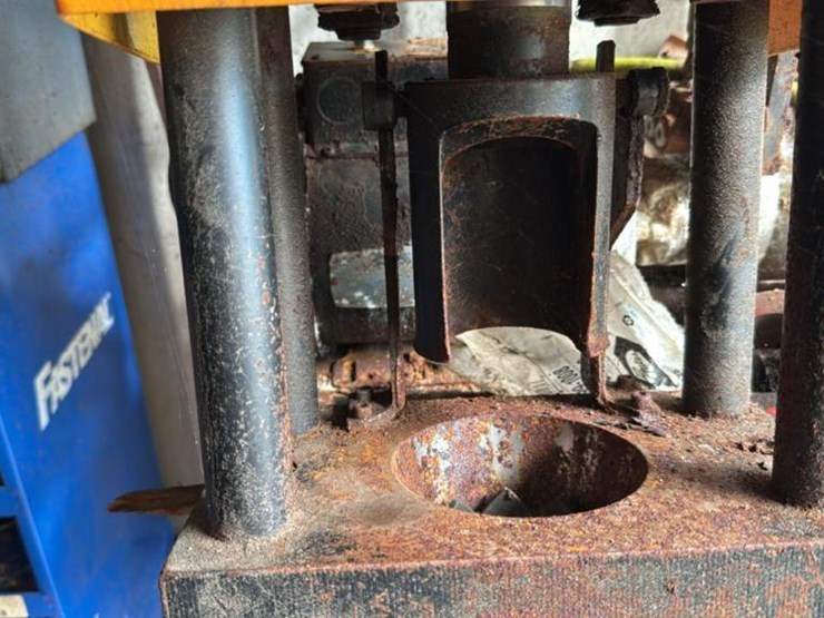 #98-•-hydraulic-hose-crimper-image-4