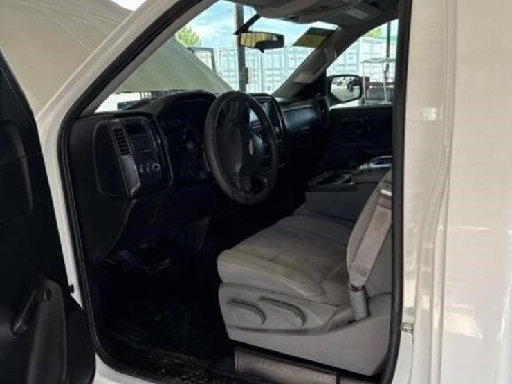 2014-chevrolet-silverado-1500-image-21