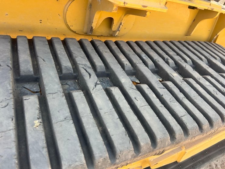 2024-caterpillar-255-skid-steer-image-22