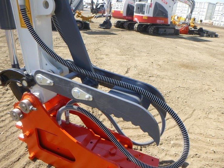 bttl-et15h-6-hydraulic-excavator-image-10