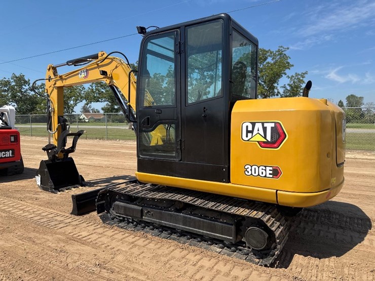 2016-caterpillar-306e-image-8