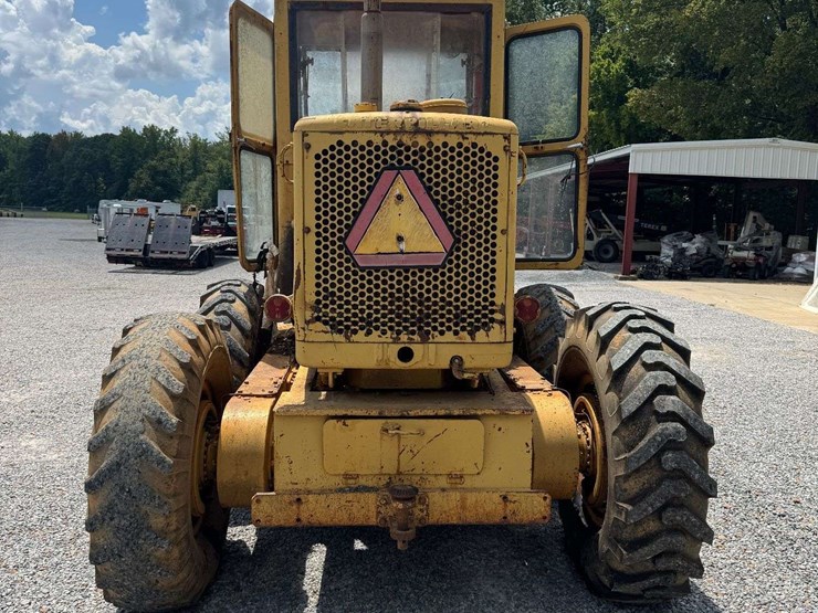 caterpillar-120-image-5