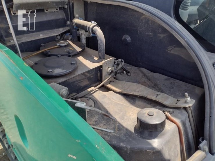 2017-deere-60g-image-46
