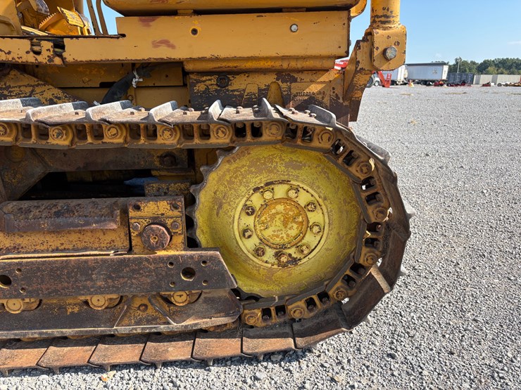 john-deere-450e-image-8