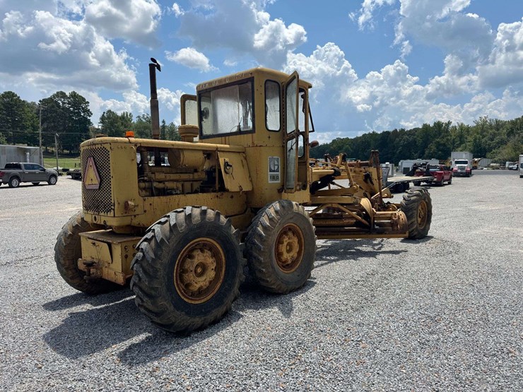caterpillar-120-image-6