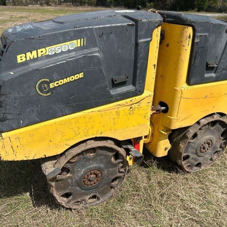 2017 BOMAG BMP8500