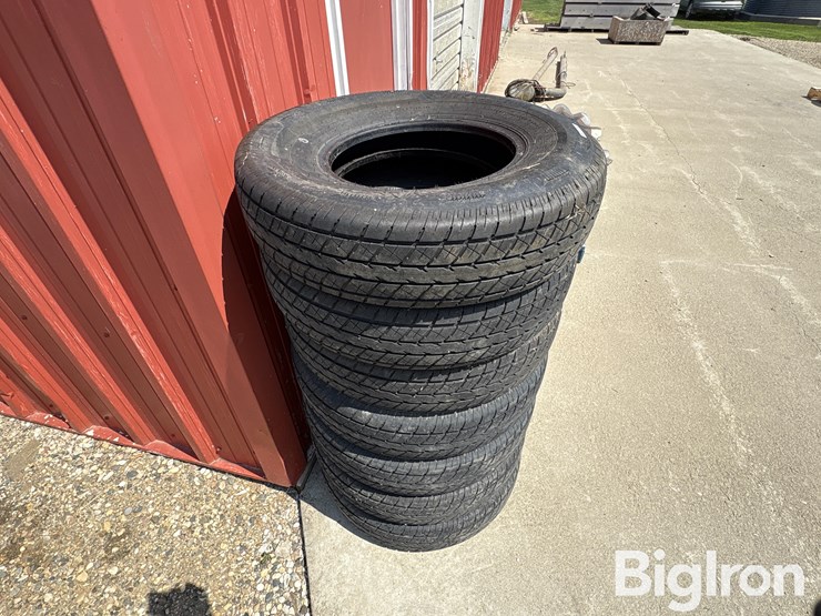 rainier-st-st235/80r16-trailer-tires-image-4