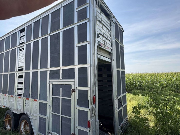 2003-barrett-52’-pig-semi-trailer,-102”-wide-ground-loader,-tandem-axle,-255/70r22.5-on-steel-hub-pi-image-7