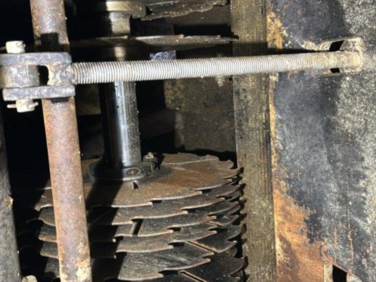 #117-•-gangsaw/edger-combo-image-11