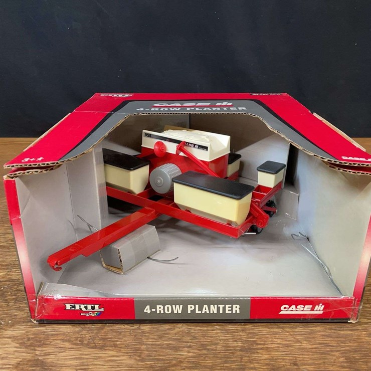 1/16 Case-IH Planter NIB Ertl