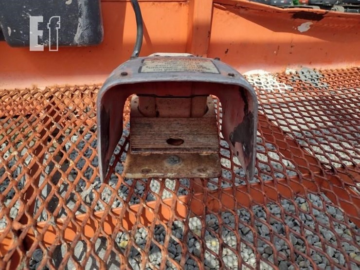 2009-jlg-800a-image-28