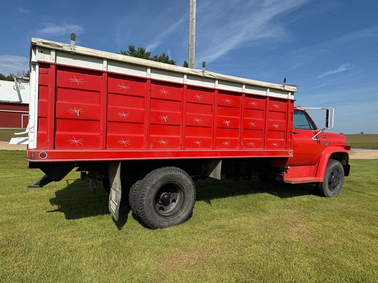 1976-c60-grain-truck,-single-axel,-15’-steel-box,-wood-floor,-roll-tarp,-v8-350-motor,-4-speed-2-spe-image-3