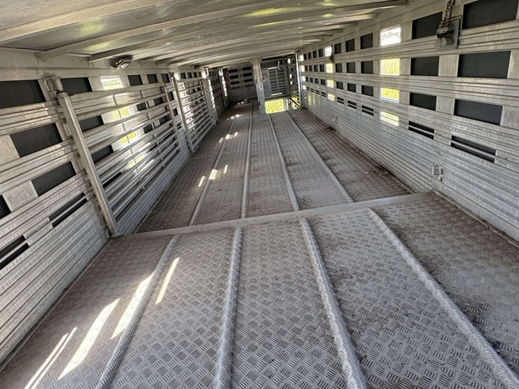 2003-barrett-52’-pig-semi-trailer,-102”-wide-ground-loader,-tandem-axle,-255/70r22.5-on-steel-hub-pi-image-50