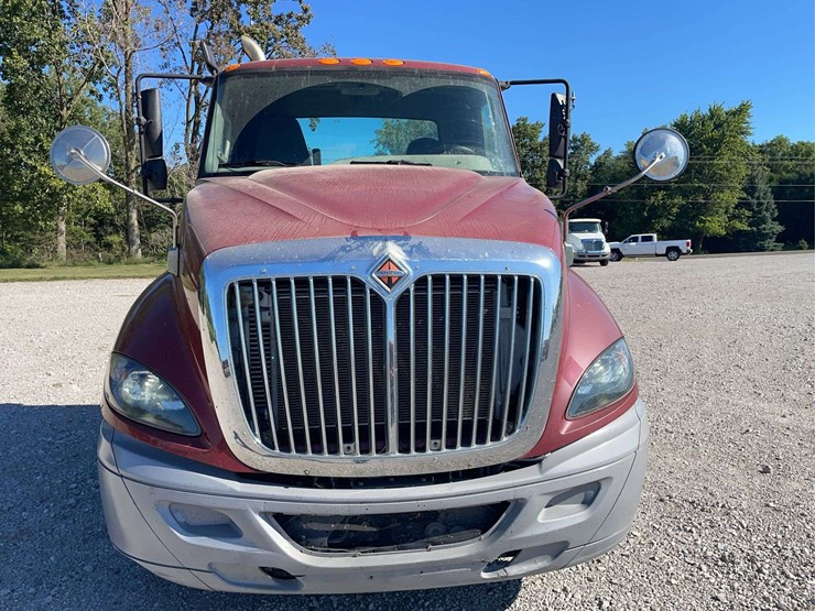 2015-navistar-prostar-day-cab---automatic-transmission-image-47