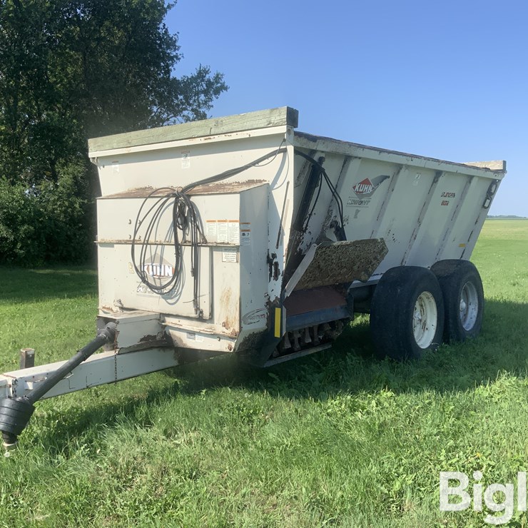 KUHN KNIGHT 8132
