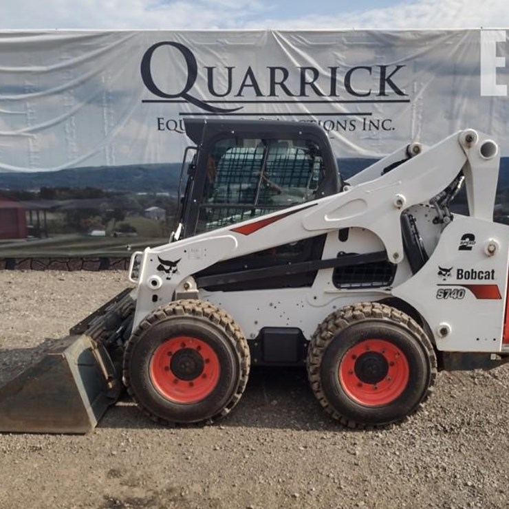 2022 BOBCAT S740