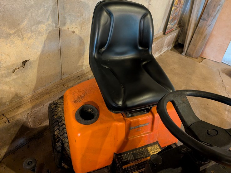 #3000-•-simplicity-38"-broadmoor-lawnmower-image-7