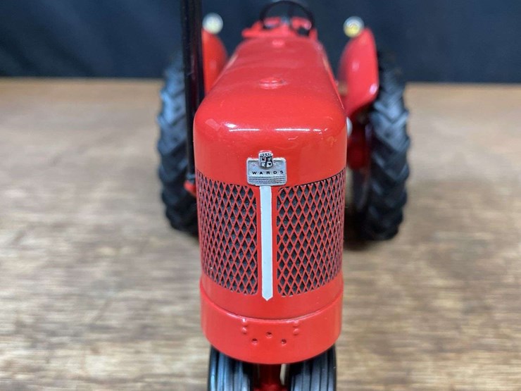 1/16-montgomery-ward-tractor-nib-sc-image-7