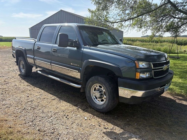 2007-chevy-silverado-k2500hd-lt-pickup,-4x4,-4-door,-vortec-6.0l,-auto-trans,-cloth,-power-driver-se-image-1