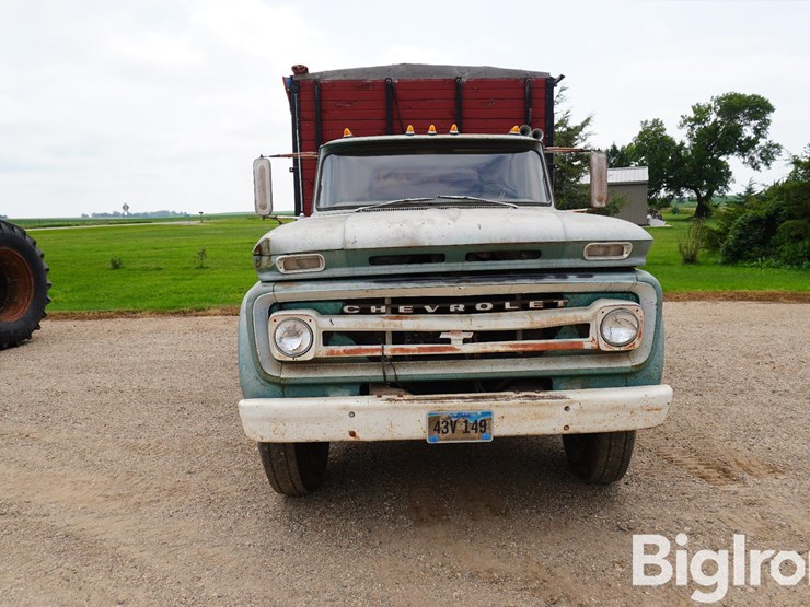 1965-chevrolet-c60-image-2