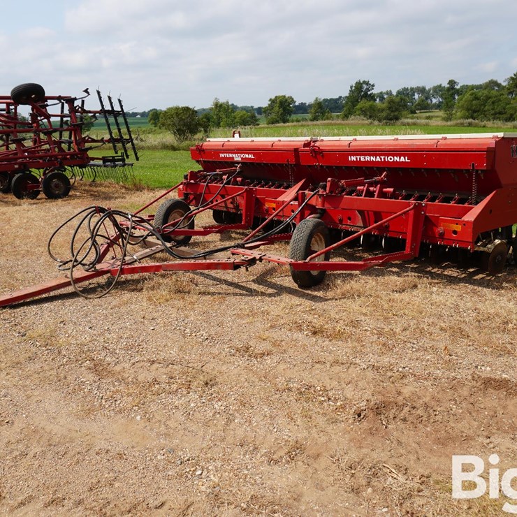 INTERNATIONAL 620