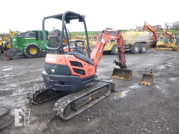2016-kubota-u25-image-52