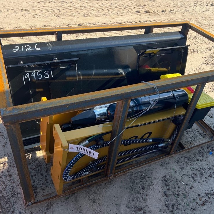 UNUSED CFG QUICK ATTACH HYD HAMMER