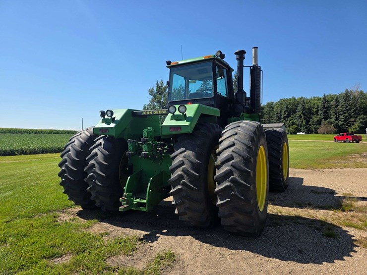 1989-john-deere-8760-image-22